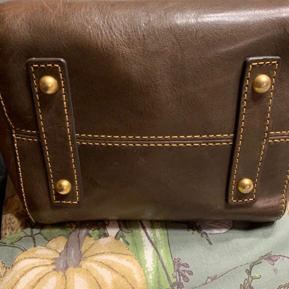 Dooney & Bourke Sadie Feedbag Elephant gray - Picture 3 of 5